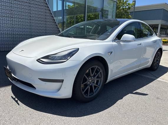 TESLA MODEL 3 2018 5YJ3E1EA4JF017280 image TESLA MODEL 3 2018 5YJ3E1EA4JF017280 image